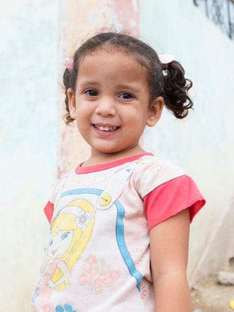 Niña sonriendo
